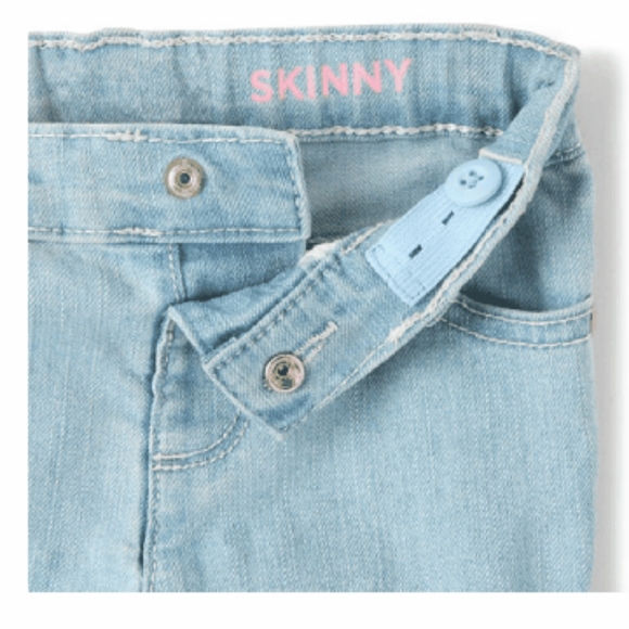 Toddler Girl's Snowflake Wash Basic Skinny Jeans - Picture 3 of 4